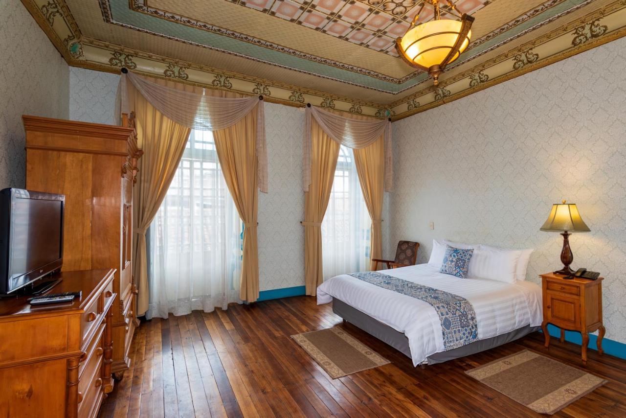 Del Parque Hotel & Suites Cuenca Ngoại thất bức ảnh