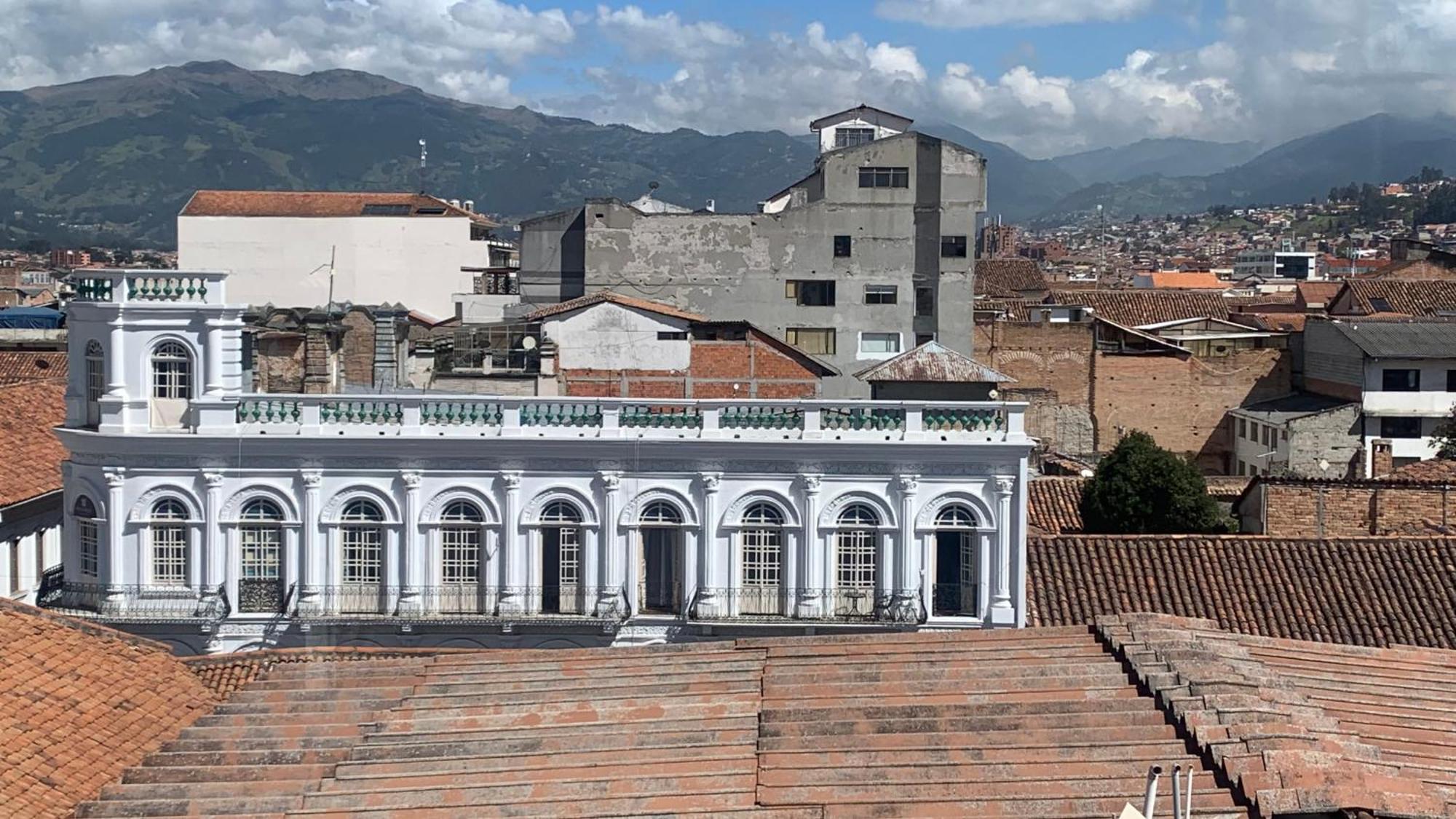 Del Parque Hotel & Suites Cuenca Ngoại thất bức ảnh
